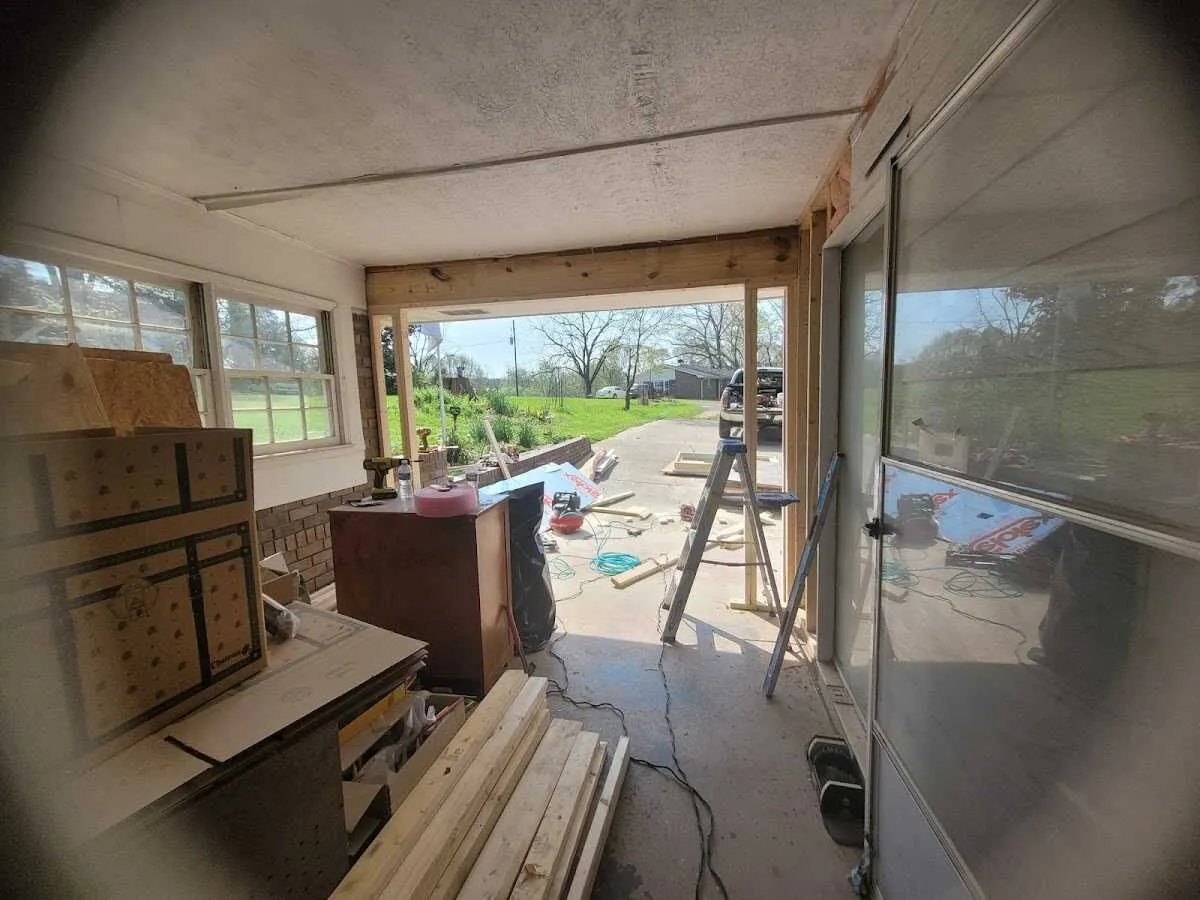 Air movers and dehumidifier for Water Mitigation Services in Winooski